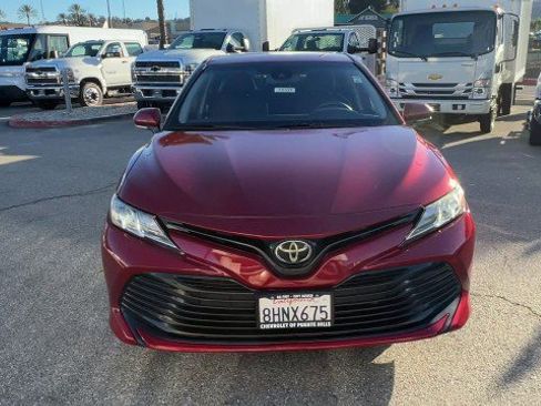 Used 2019 Toyota Camry LE w/ Convenience Package image 3