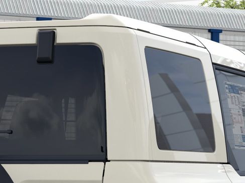 New 2026 Ford Bronco Outer Banks AWD/4WD image 25