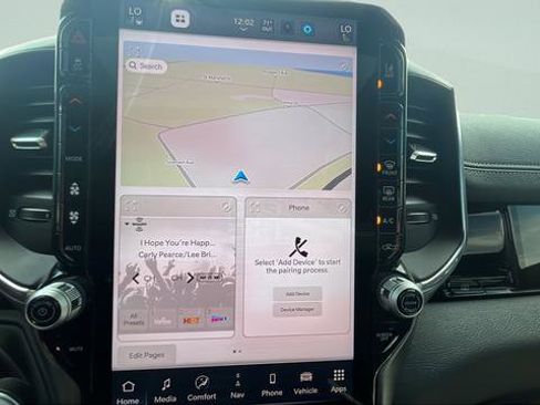 Used 2025 RAM 1500 Laramie w/ Night Edition image 15