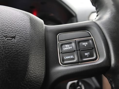 Used 2018 RAM 2500 Big Horn AWD/4WD image 14