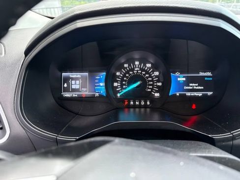 Used 2024 Ford Edge Titanium AWD/4WD image 13