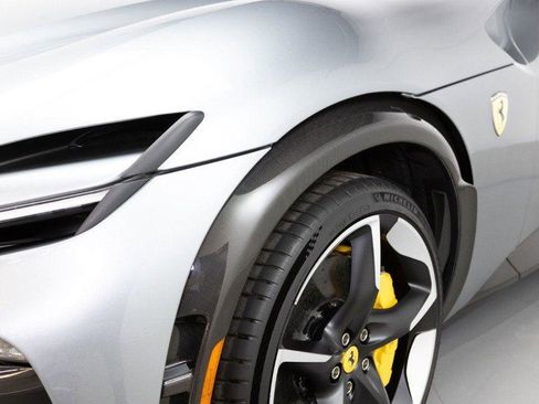 Certified 2025 Ferrari Purosangue image 27