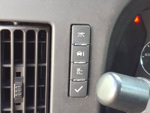 Used 2020 GMC Savana 3500 Extended w/ Driver Convenience Package image 13