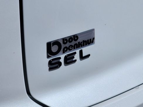 New 2026 Volkswagen Atlas Cross Sport SEL R-Line AWD/4WD image 30