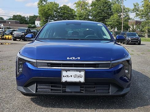 Certified 2025 Kia K4 FWD image 2