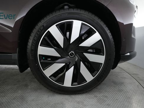 Used 2025 Volvo EX90 Plus AWD/4WD image 20