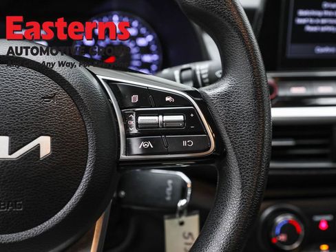 Used 2024 Kia Forte LXS image 30