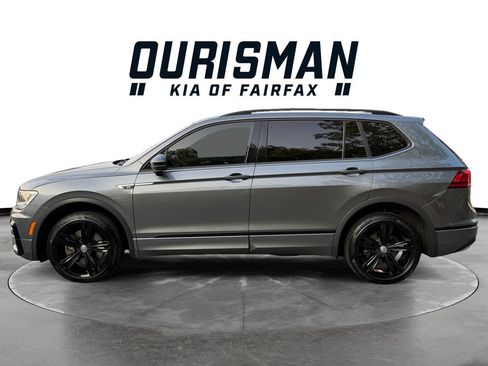 Used 2019 Volkswagen Tiguan SEL Premium R-Line w/ 3rd Row Seat Package AWD/4WD image 4