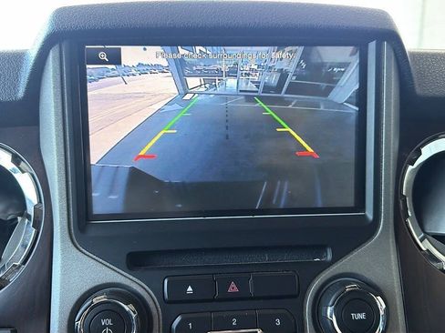 Used 2016 Ford F250 Lariat w/ Lariat Ultimate Package AWD/4WD image 11