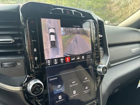 Used 2024 RAM 2500 Big Horn w/ Night Edition image 37