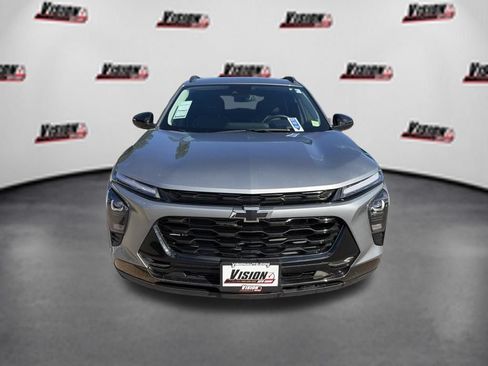 Used 2024 Chevrolet Trax ACTIV w/ Driver Confidence Package FWD image 2