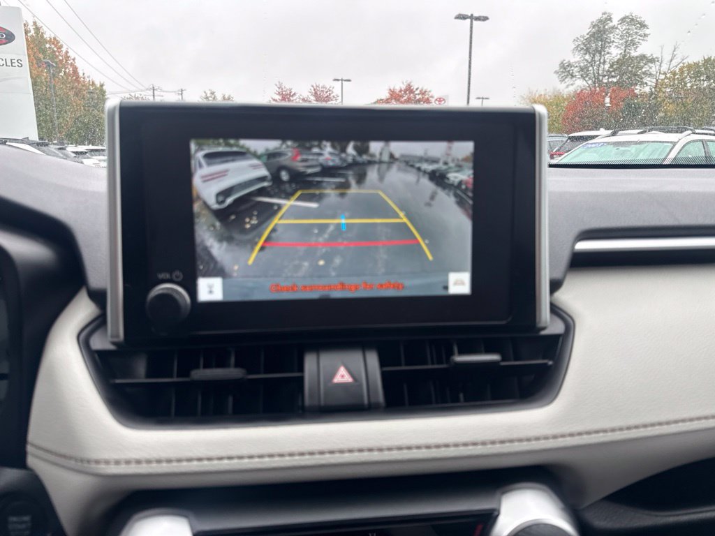 Used 2025 Toyota RAV4 XLE w/ Convenience Package AWD/4WD image 25