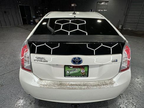 Used 2013 Toyota Prius Three image 4