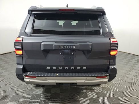 Used 2025 Toyota 4Runner Limited AWD/4WD image 5