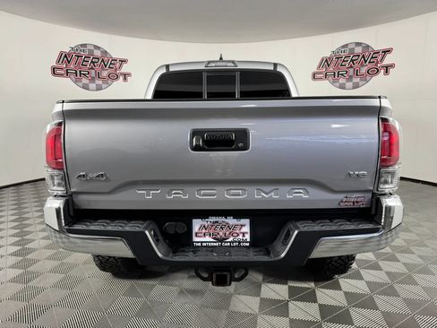 Used 2016 Toyota Tacoma SR5 w/ SR5 Appearance Package (SN) AWD/4WD image 6