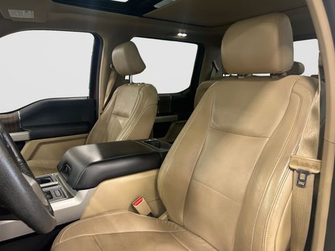 Used 2015 Ford F150 Lariat w/ Equipment Group 502A Luxury AWD/4WD image 10