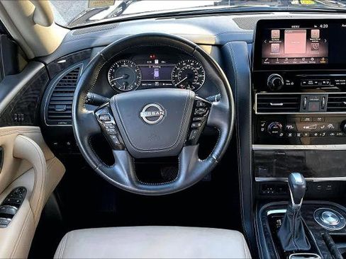 Certified 2023 Nissan Armada Platinum image 5