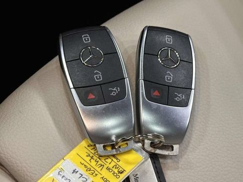 Used 2021 Mercedes-Benz CLA 250 4MATIC image 35