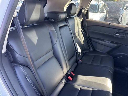 Used 2023 Nissan Rogue SL w/ SL Premium Package image 12