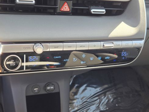Used 2024 Hyundai Ioniq 5 SEL RWD image 19