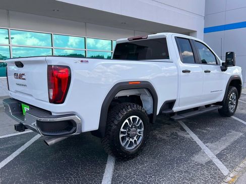 Used 2024 GMC Sierra 2500 Pro AWD/4WD image 4