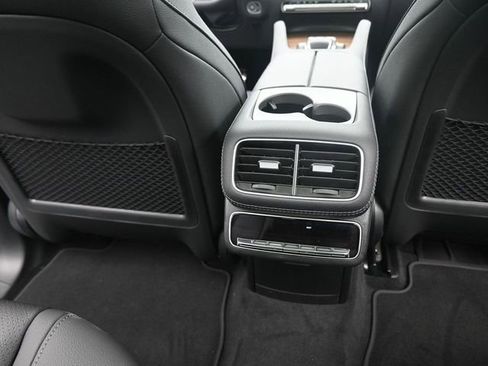 Used 2025 Mercedes-Benz GLS 450 4MATIC image 24