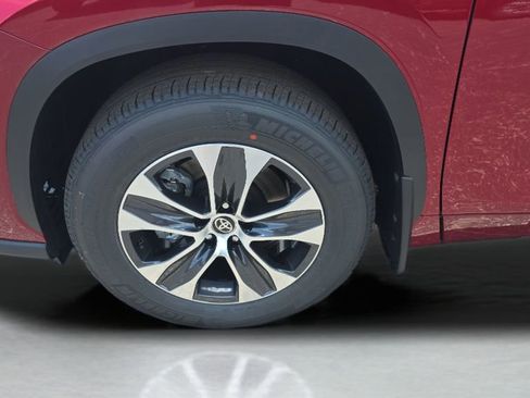New 2026 Toyota Highlander XLE AWD/4WD image 27