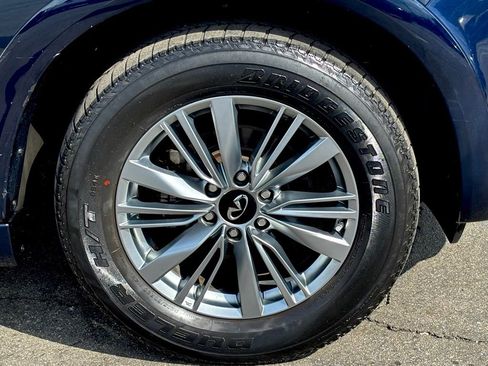 Used 2022 INFINITI QX80 Luxe image 31