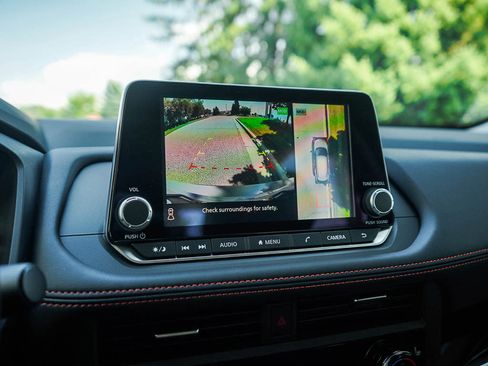 New 2026 Nissan Rogue SV image 25