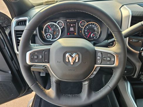 New 2025 RAM 2500 Big Horn AWD/4WD image 17
