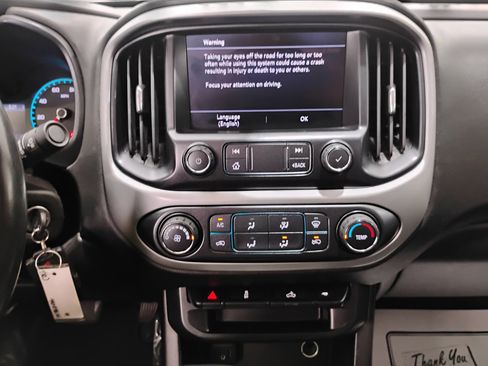 Used 2020 Chevrolet Colorado LT image 42