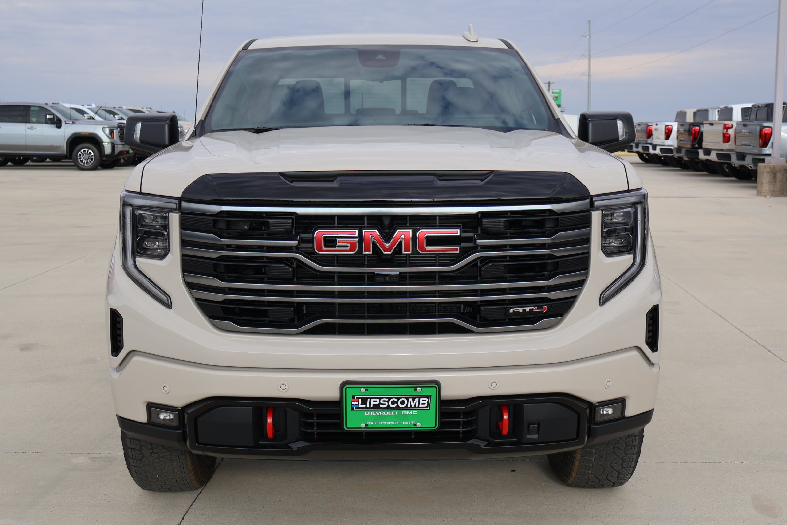 New 2026 GMC Sierra 1500 AT4 w/ AT4 Premium Package AWD/4WD image 5