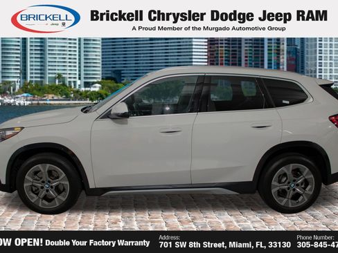 Used 2025 BMW X1 xDrive28i AWD/4WD image 6