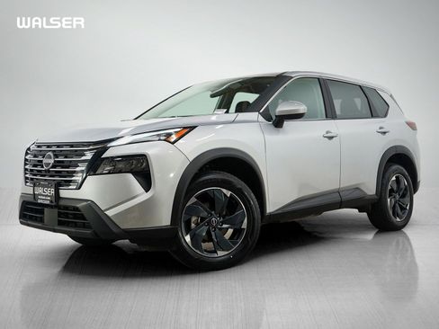 Used 2025 Nissan Rogue SV AWD/4WD image 1