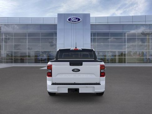 New 2025 Ford Maverick Lobo image 5