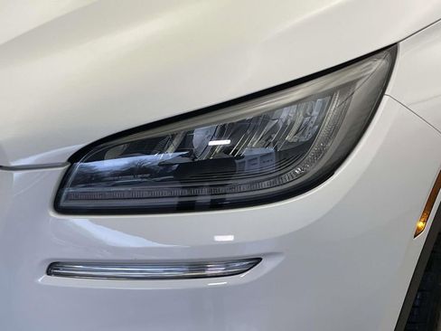 Used 2021 Lincoln Corsair AWD w/ Premium Package image 15