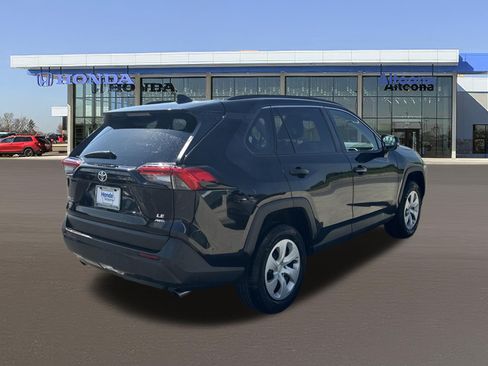 Used 2020 Toyota RAV4 LE w/ All Weather Liner Package AWD/4WD image 4