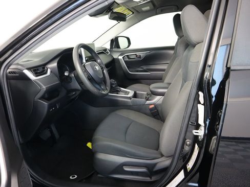 Used 2023 Toyota RAV4 LE image 19