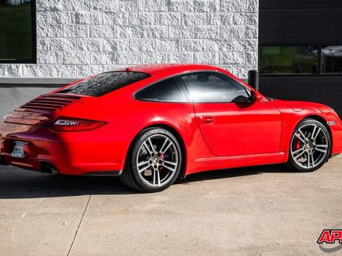 Used 2011 Porsche 911 Carrera 4S image 4