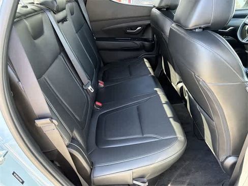 Certified 2025 Hyundai Santa Cruz SEL image 17