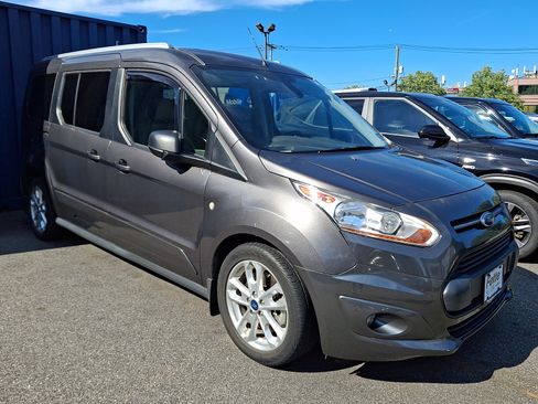 Used 2017 Ford Transit Connect XLT FWD image 1