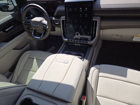 New 2026 GMC Yukon XL Denali w/ Denali Reserve Package AWD/4WD image 28