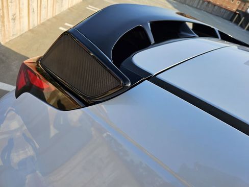 Used 2020 Hyundai Veloster N w/ Performance Package image 14