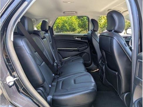 Used 2016 Ford Edge Titanium w/ Technology Package AWD/4WD image 77