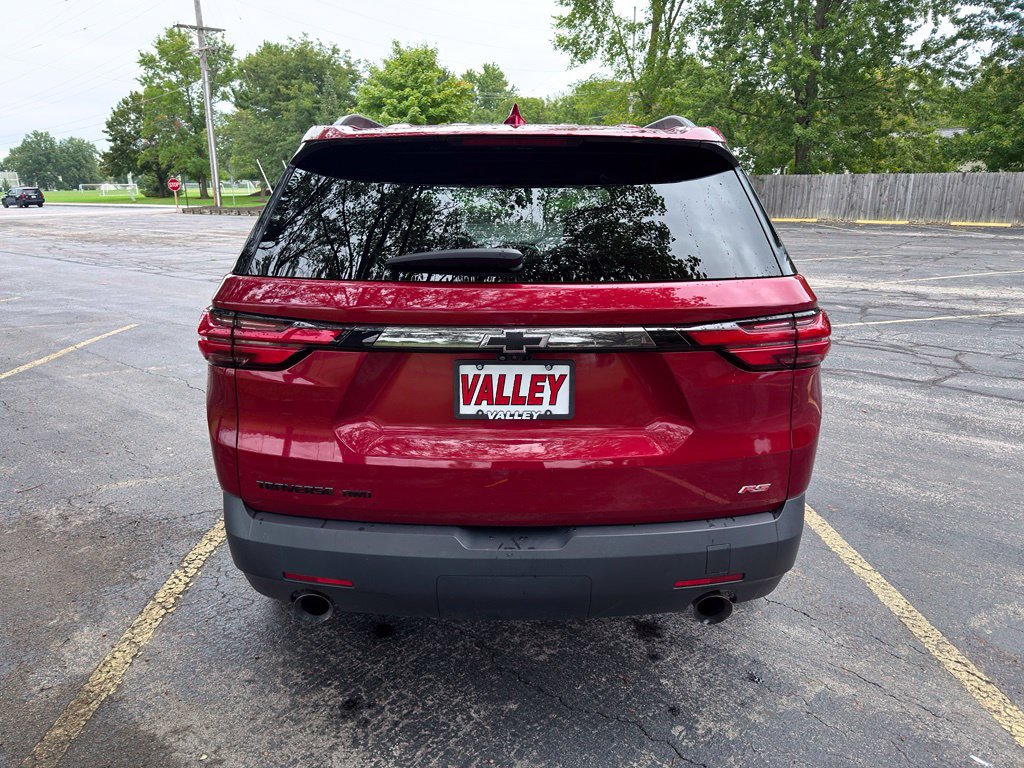 Used 2023 Chevrolet Traverse RS w/ LPO, Floor Liner Package AWD/4WD image 15