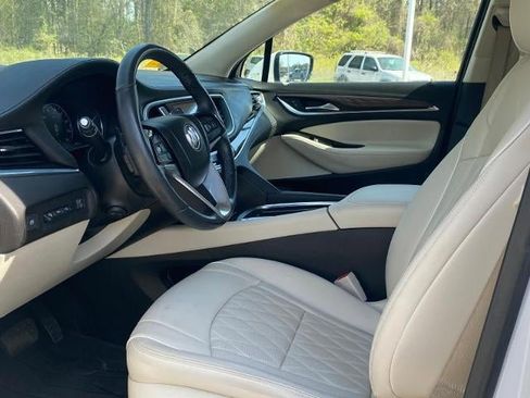 Used 2023 Buick Enclave Avenir w/ Trailering Package, 5000 lbs. FWD image 16