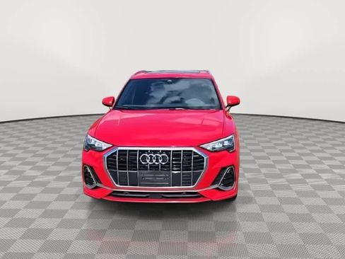 Used 2022 Audi Q3 2.0T Premium AWD/4WD image 3