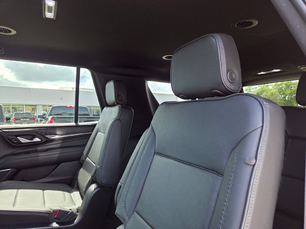 Used 2022 GMC Yukon Denali AWD/4WD image 24