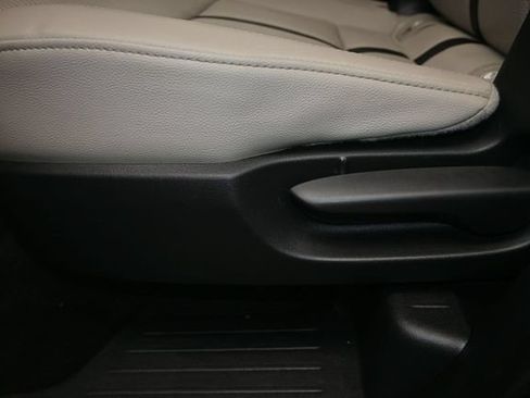 Used 2024 MAZDA CX-90 Plug-In Hybrid w/ Preferred AWD/4WD image 10