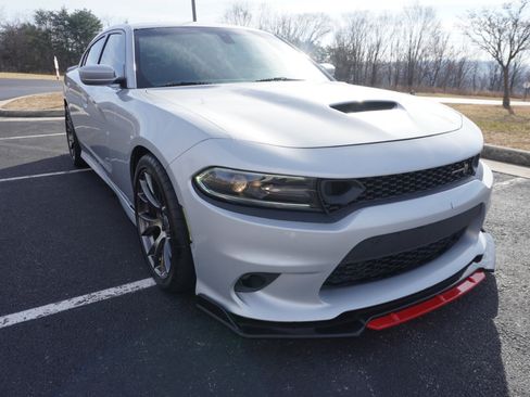 Used 2020 Dodge Charger Scat Pack w/ Plus Group image 18